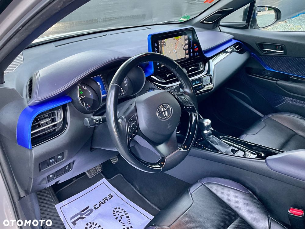 Toyota C-HR Style Selection - 21