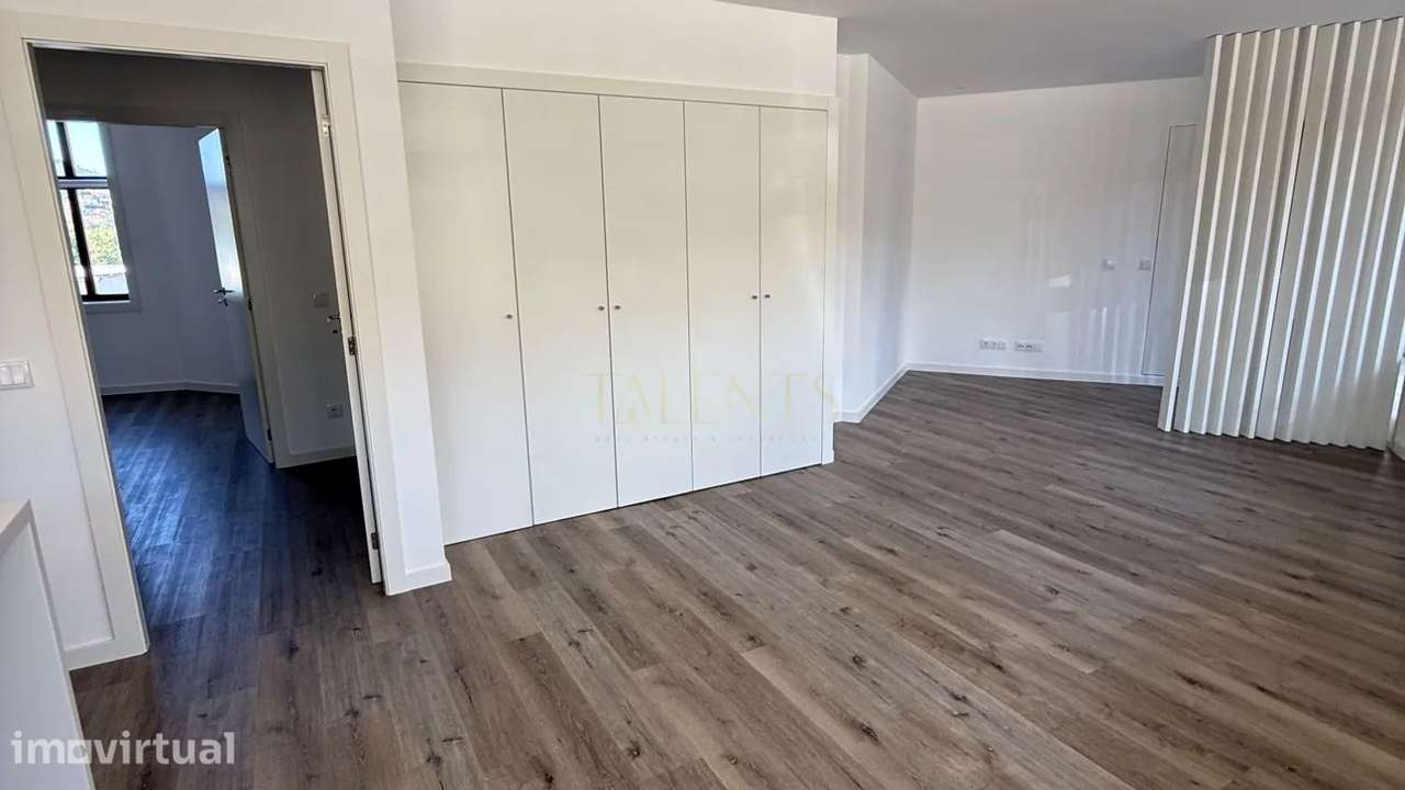 Apartamento T2 Remodelado em Santo Adrião - Vizela - Grande imagem: 4/12