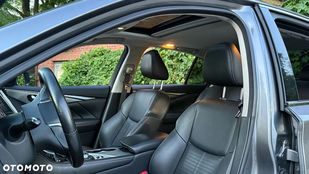 Infiniti Q50 - 36
