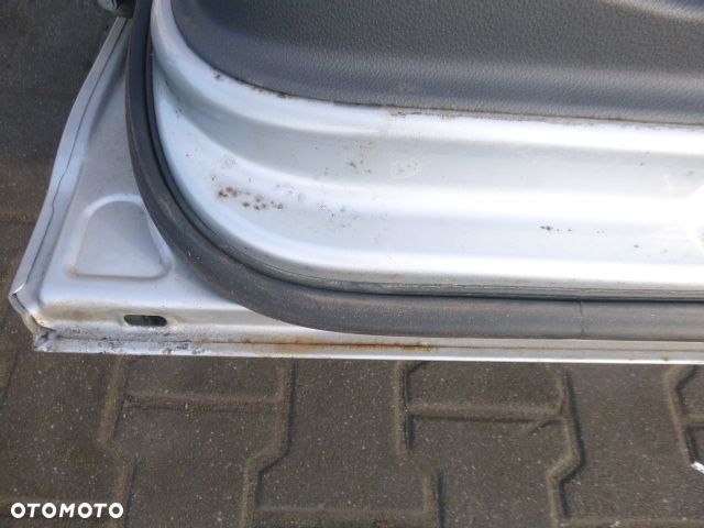DRZWI PRAWY TYŁ PRAWE TYLNE VOLKSWAGEN POLO 9N KOMPLETNE 01- - 18