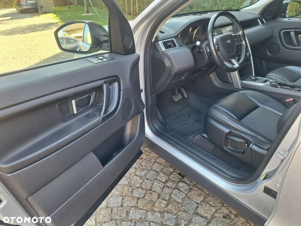 Land Rover Discovery Sport 2.0 D150 R-Dynamic HSE - 10