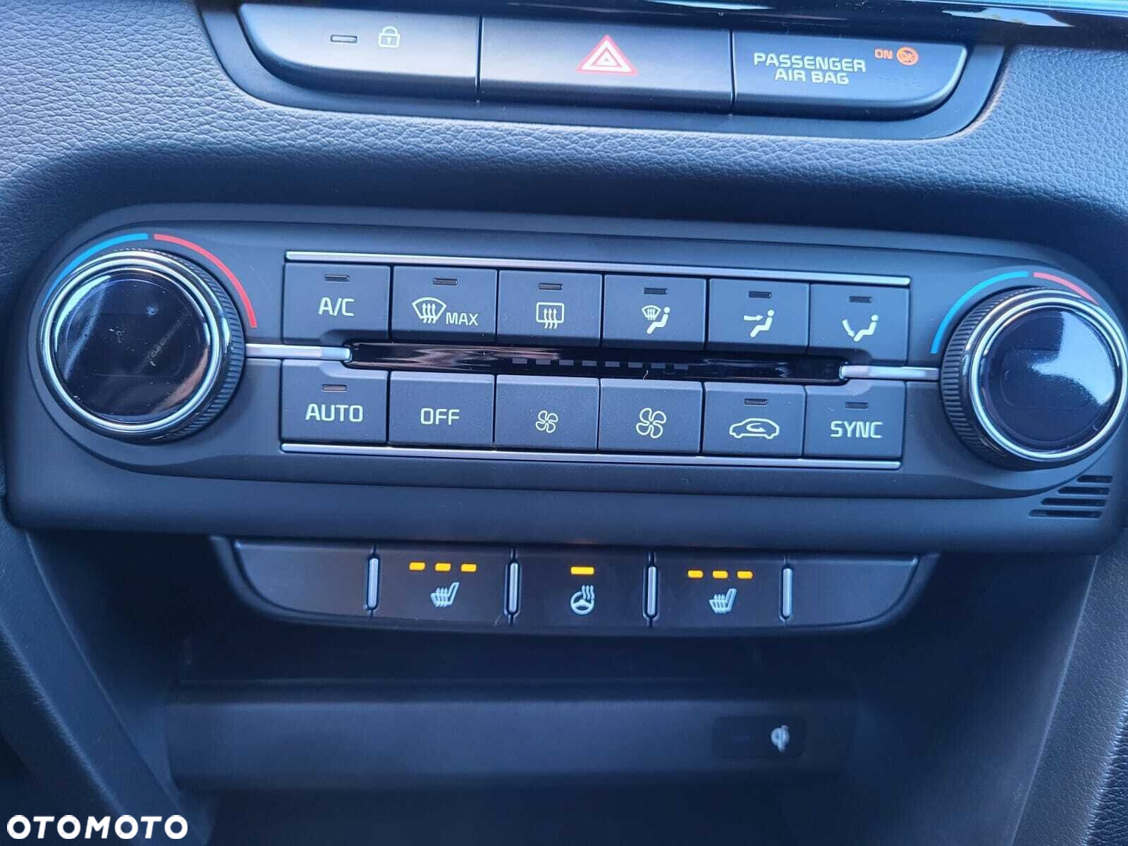 Kia XCeed - 21