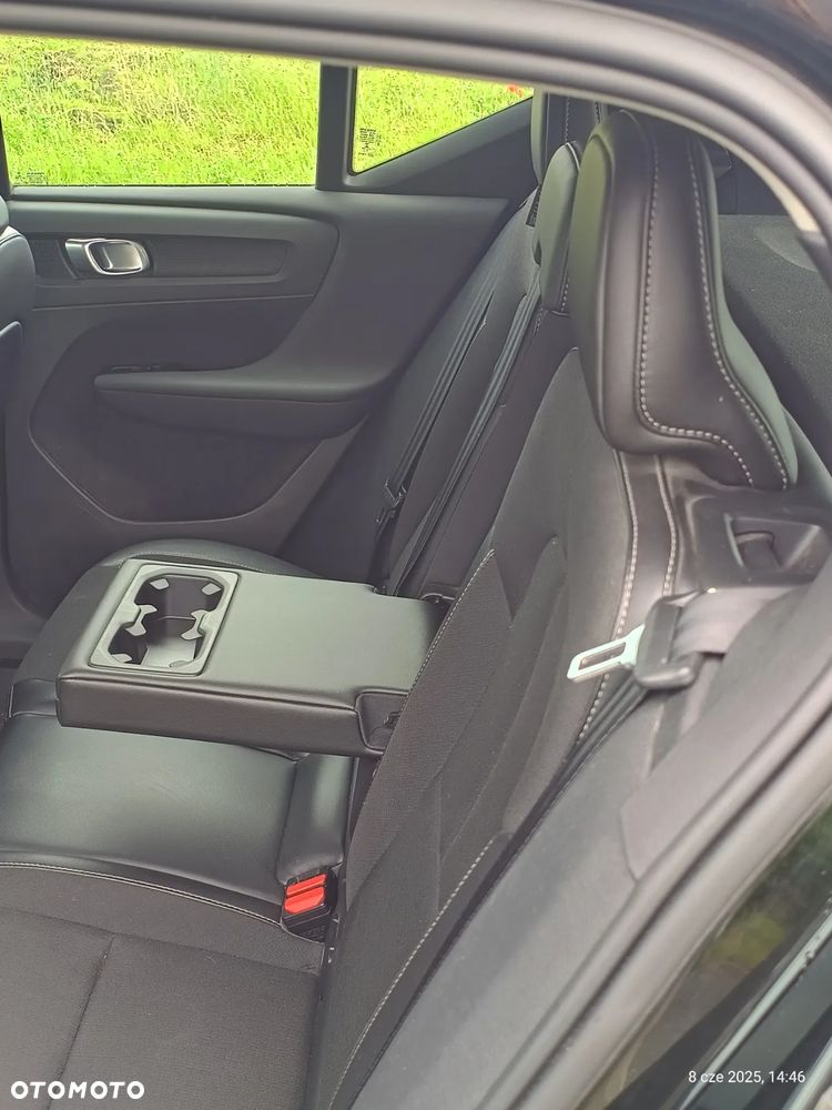 Volvo XC 40 D4 AWD - 16
