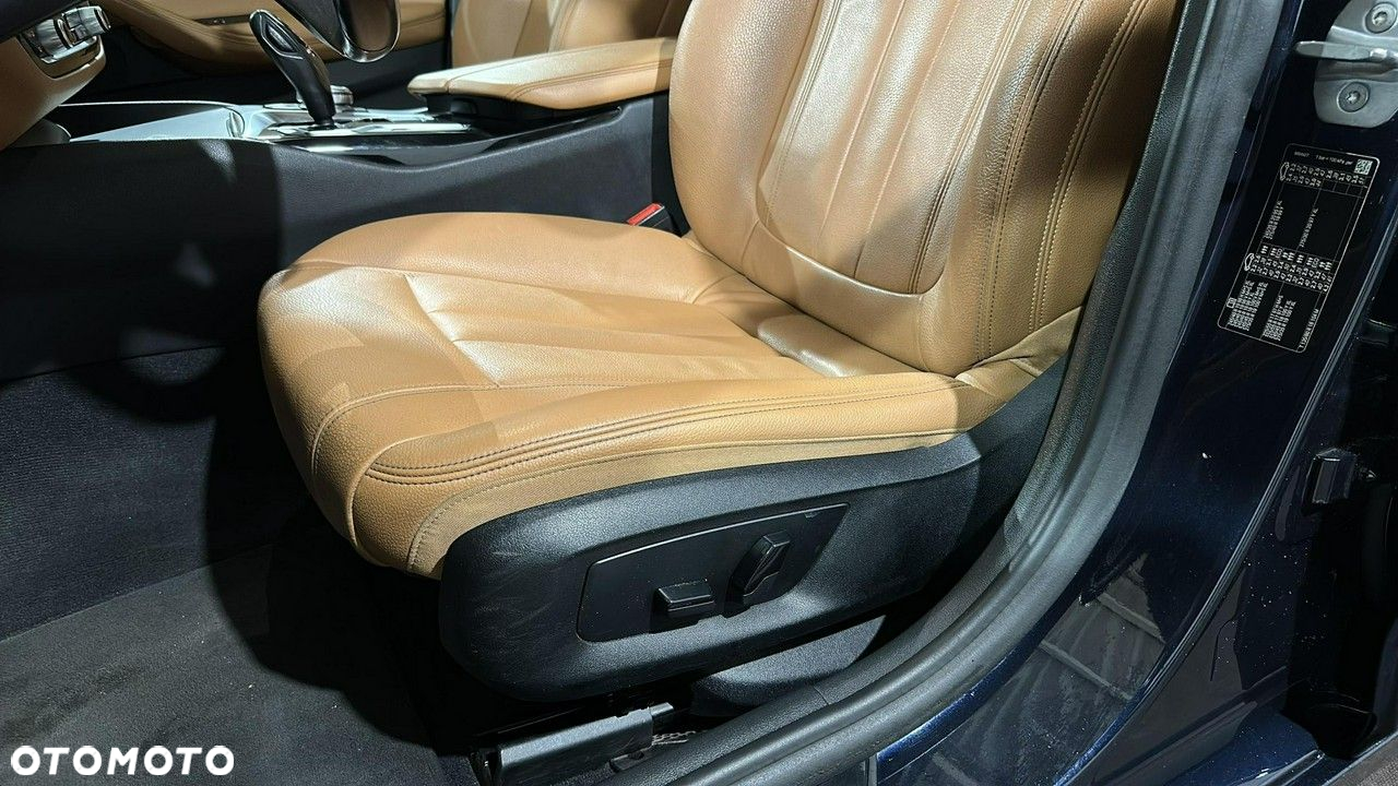 BMW Seria 5 - 13
