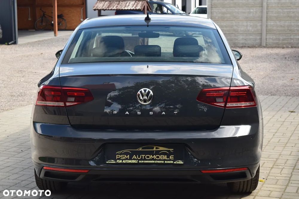 Volkswagen Passat 2.0 TDI BMT Comfortline DSG - 12
