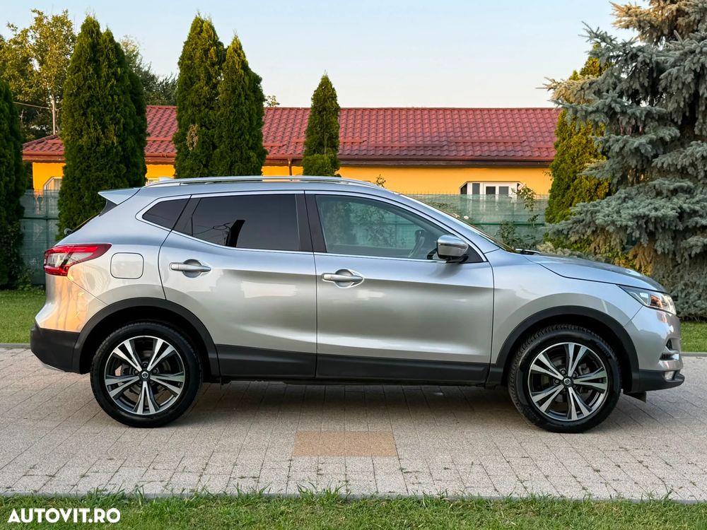 Nissan Qashqai 1.5 DCI Start/Stop N-Connecta - 21