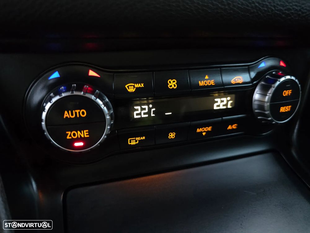 Mercedes-Benz GLA 200 CDi Urban Aut. - 28