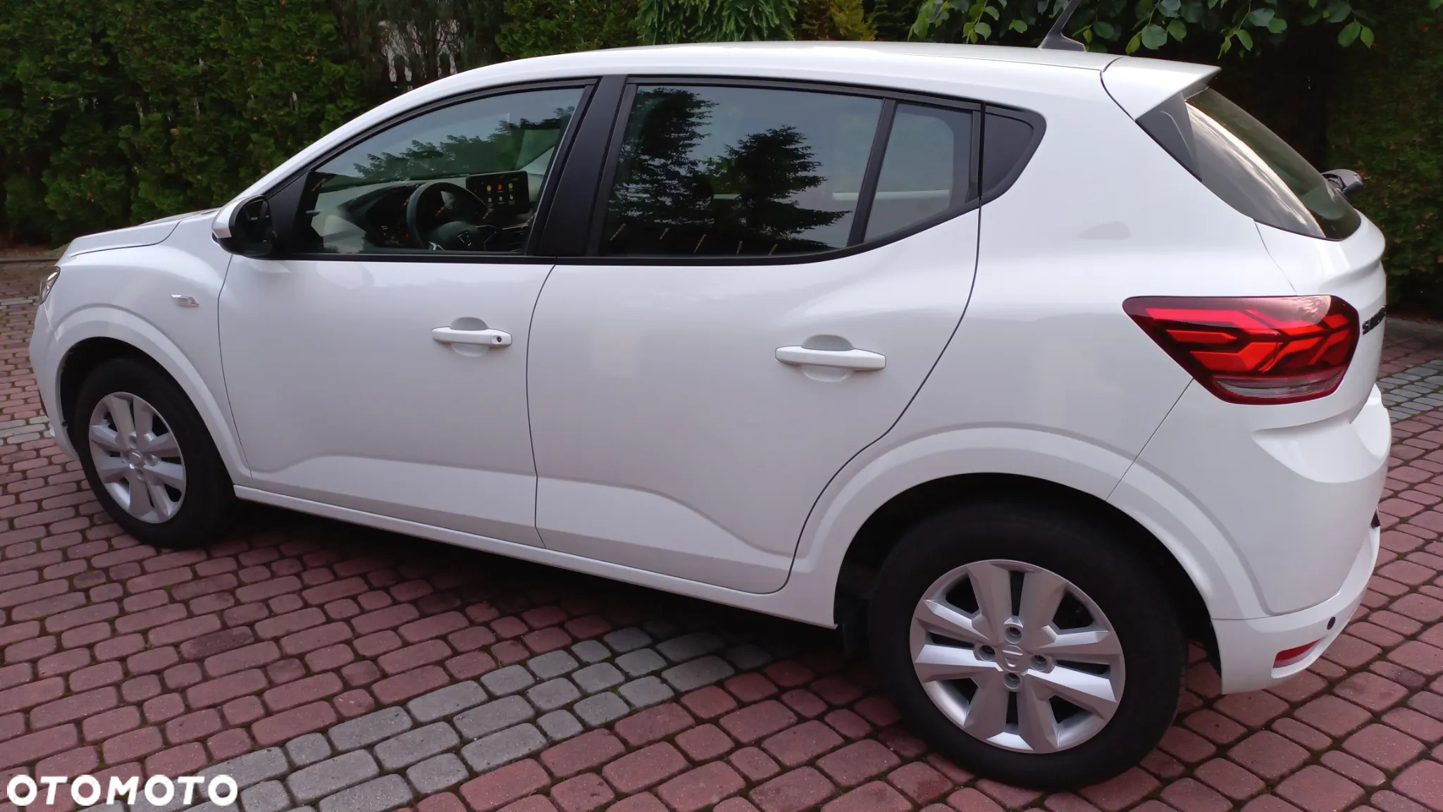 Dacia Sandero 1.0 TCe Laureate S&S - 4