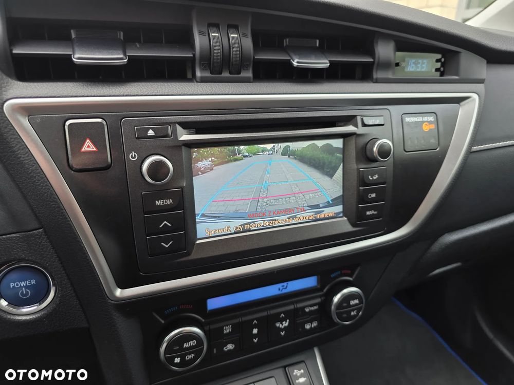 Toyota Auris - 33