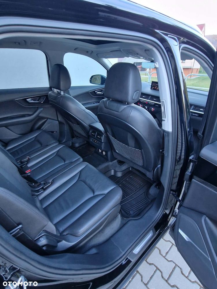 Audi Q7 - 12