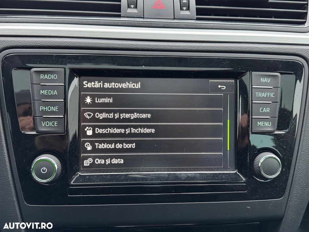 Skoda RAPID Spaceback 1.4 TDI Cool Edition R&G - 25