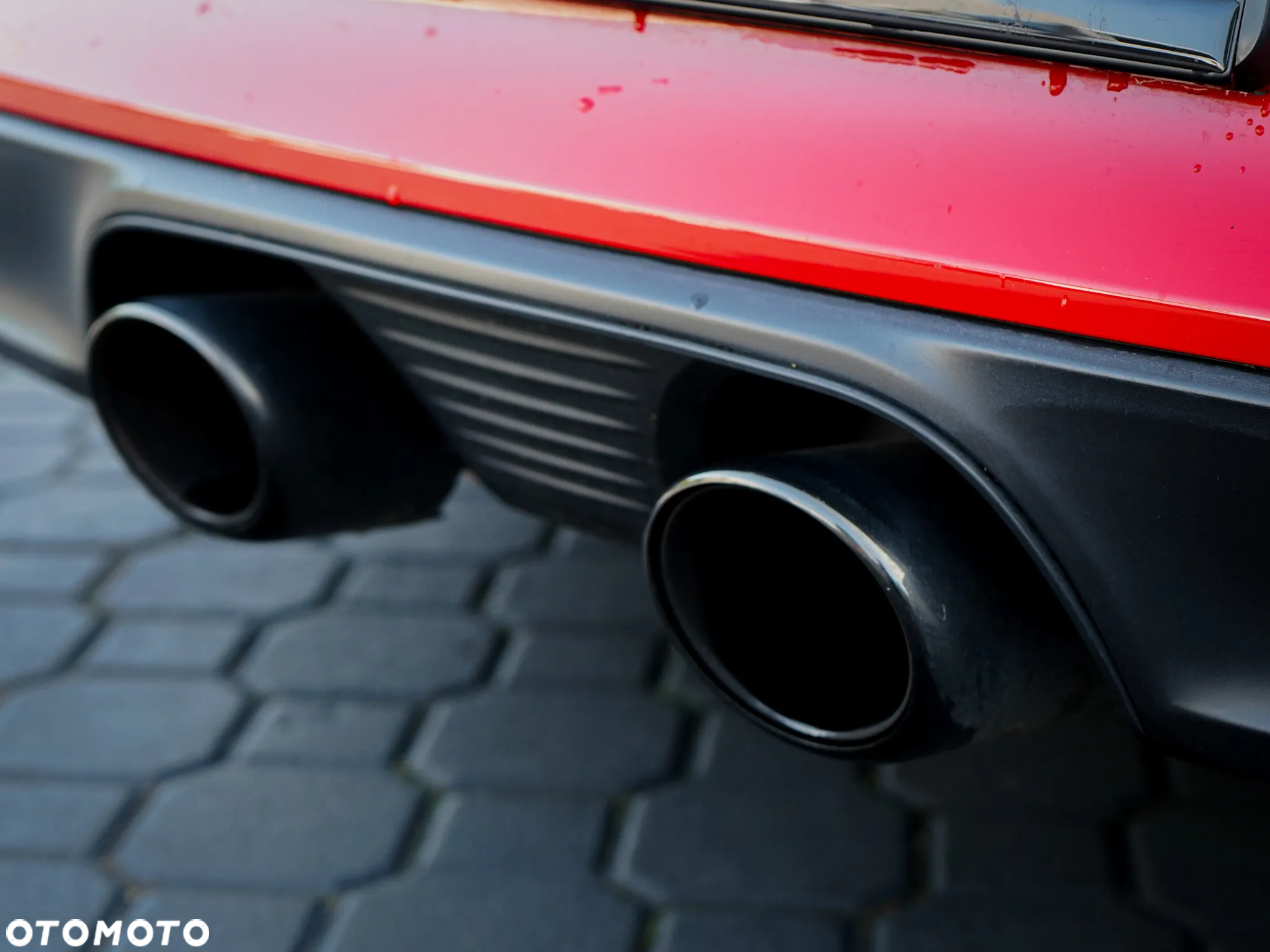 Porsche 911 Carrera 4 GTS PDK - 11