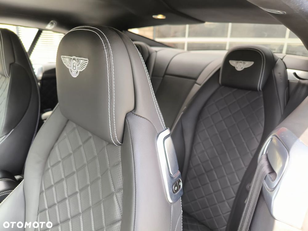 Bentley Continental GT V8 S - 22