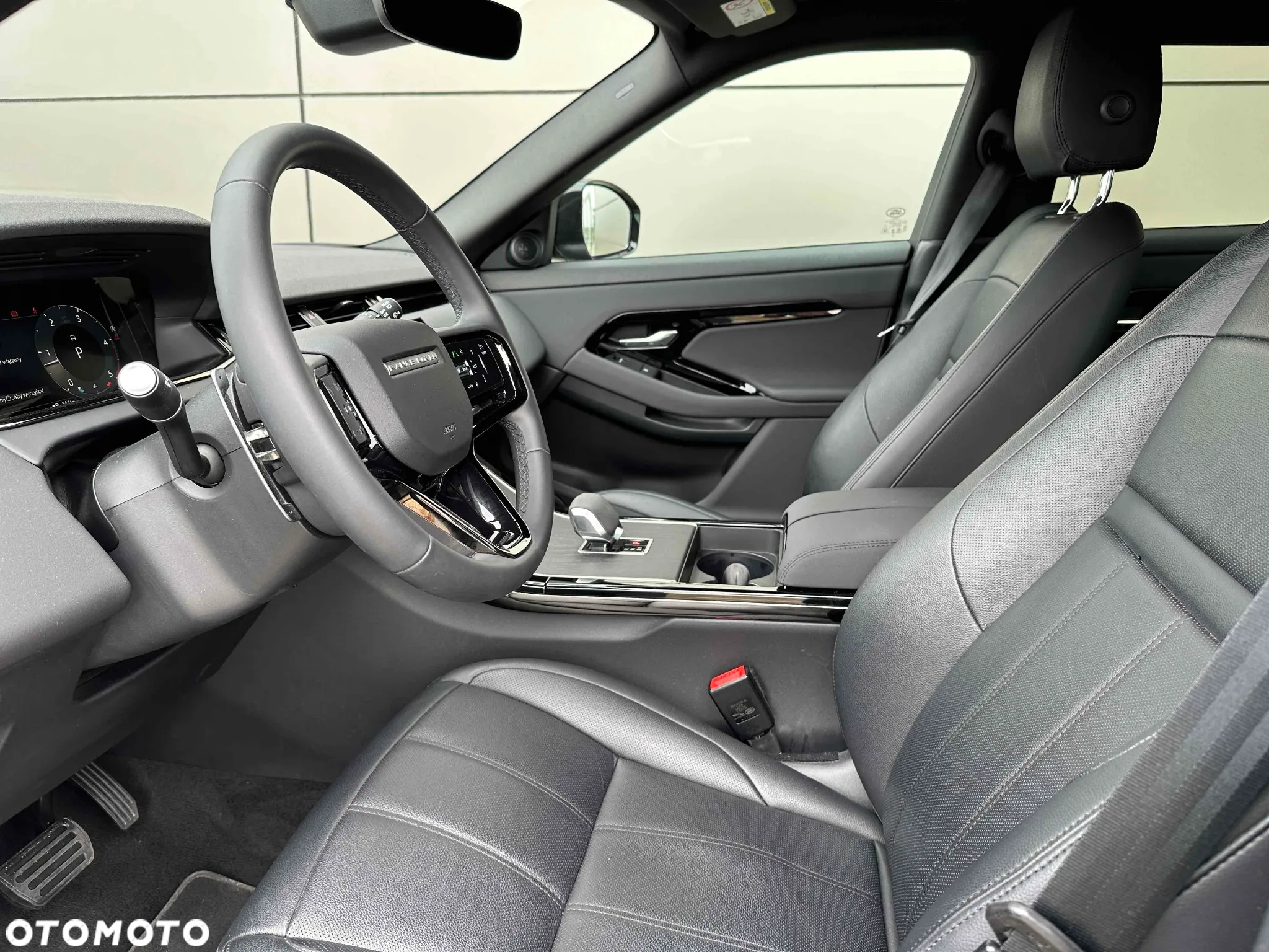Land Rover Range Rover Evoque - 8