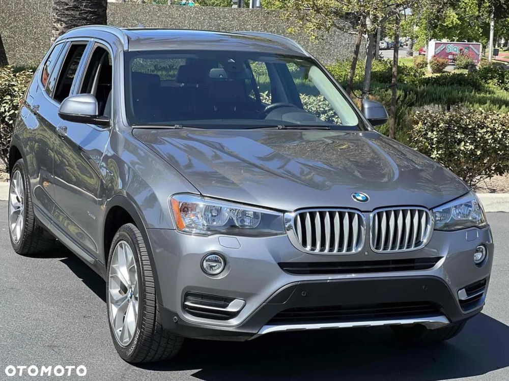 BMW X3 28i xDrive - 1