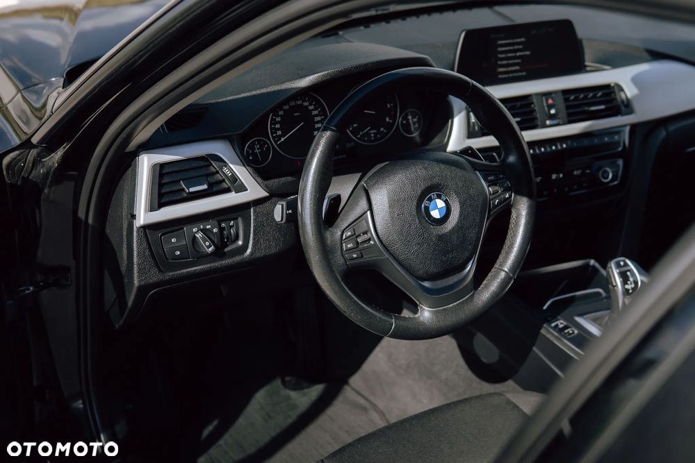 BMW Seria 3 320d Advantage - 8