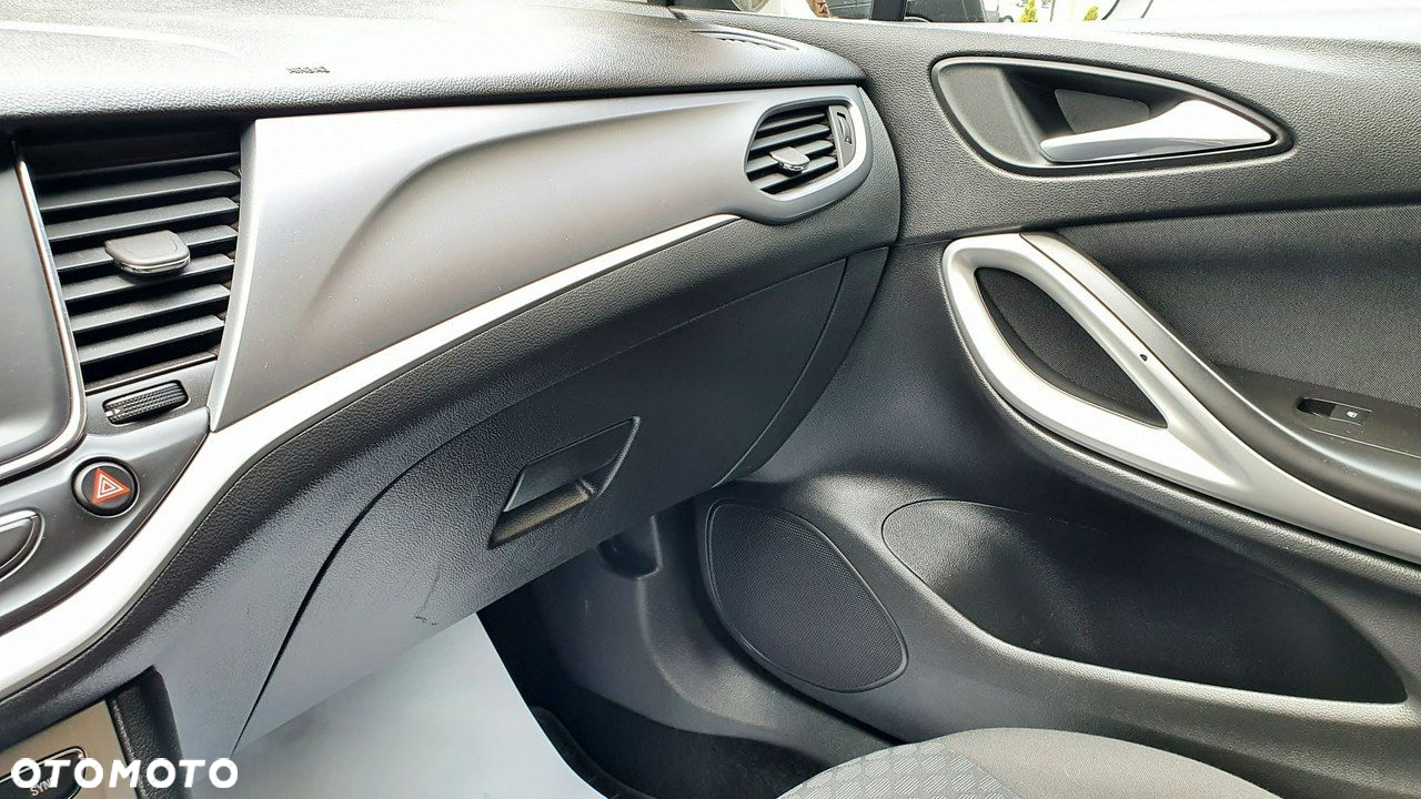 Opel Astra V 1.4 T GPF Enjoy S&S - 32