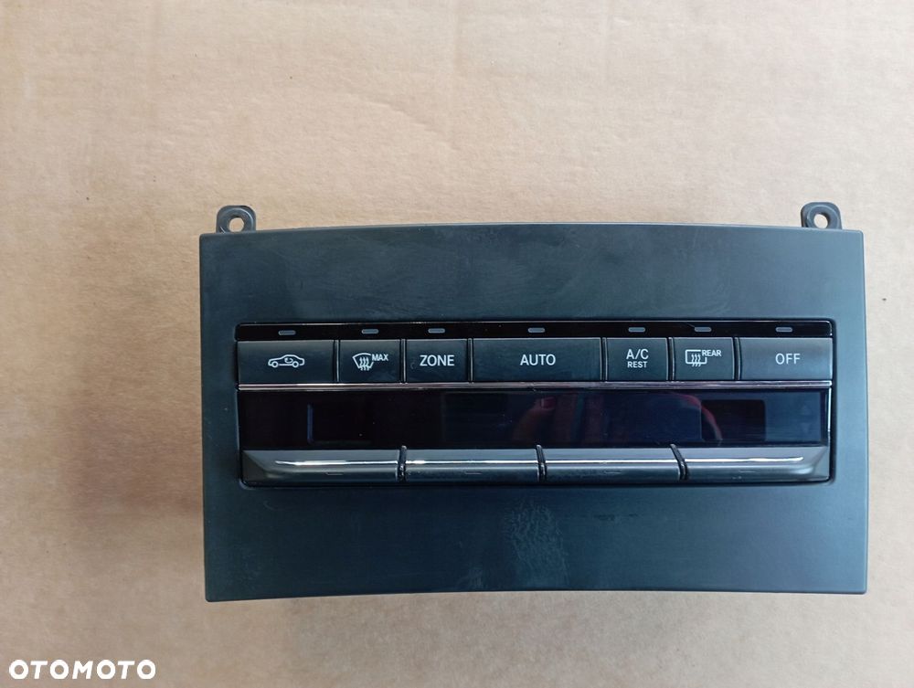 MERCEDES W212 PANEL NAWIEWU KLIMATYZACJI A2129004907 - 1