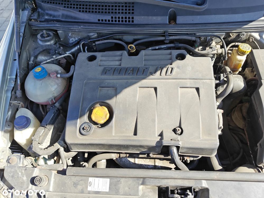 Fiat Stilo Multi Wagon 1.9 JTD 115 Dynamic - 20