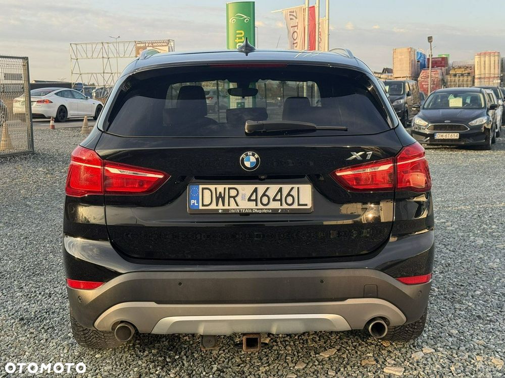 BMW X1 xDrive28i - 7