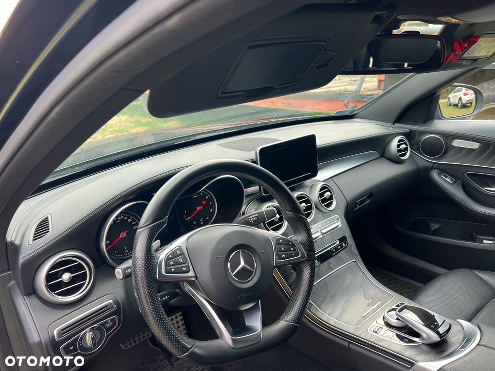 Mercedes-Benz Klasa C 200 4-Matic 9G-TRONIC - 30