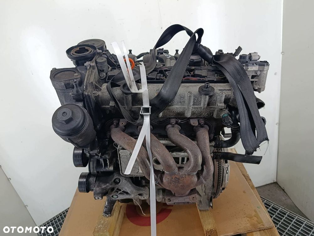 SILNIK VW GOLF V BLF 1.6 FSI - 10