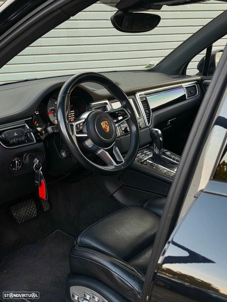 Porsche Macan - 10