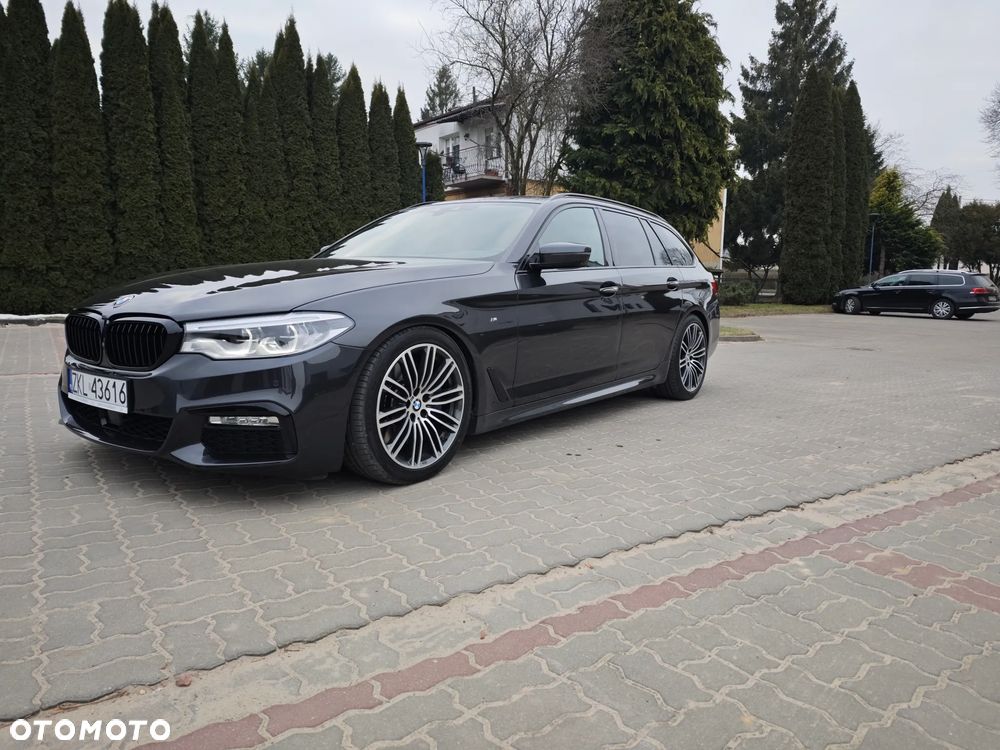 BMW Seria 5 540i xDrive - 4