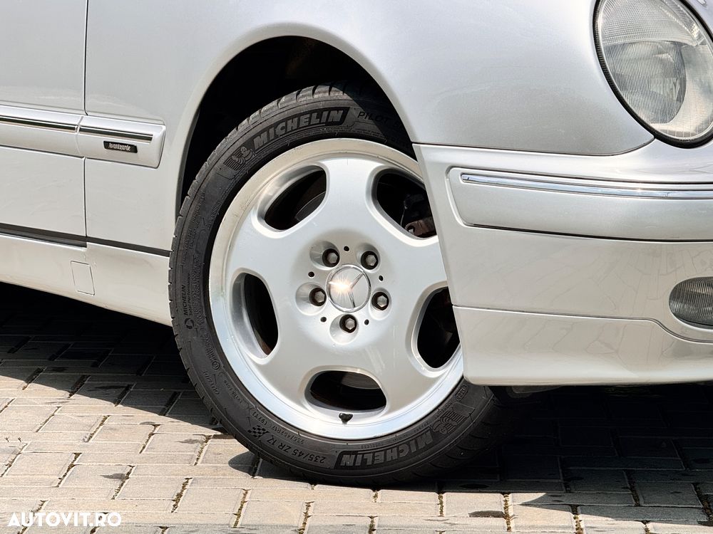 Mercedes-Benz E 430 4-Matic Aut Avantgarde - 10