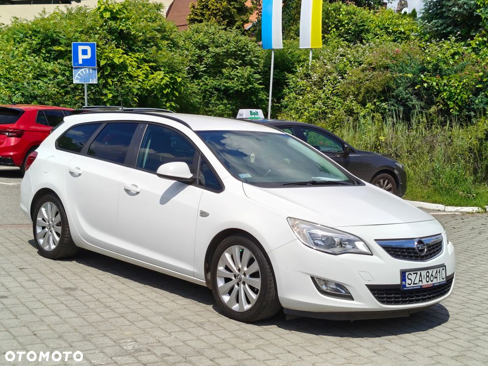 Opel Astra 1.4 T Cosmo - 28