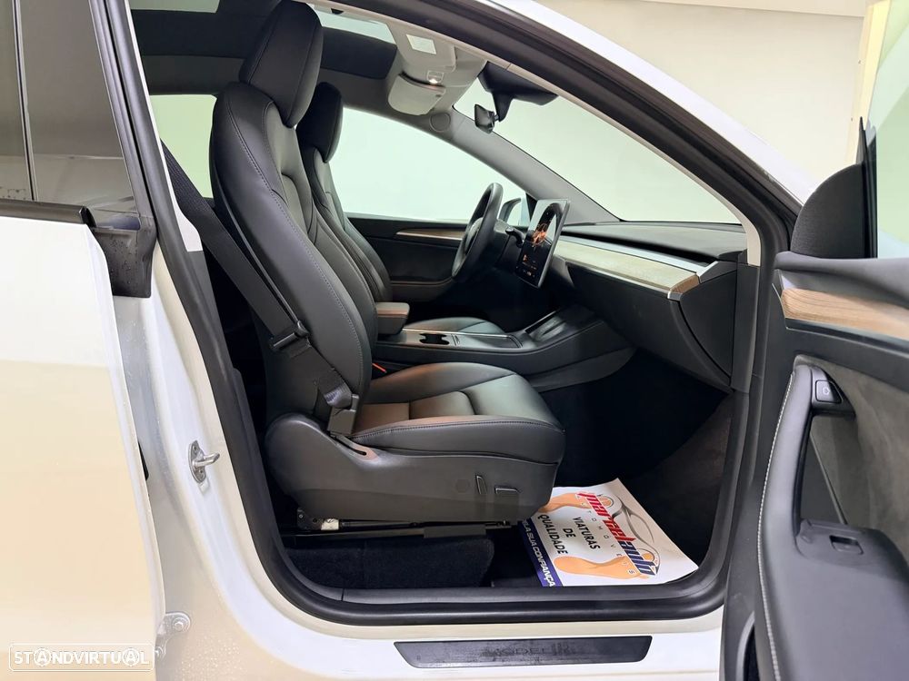 Tesla Model Y Tração Traseira - 38