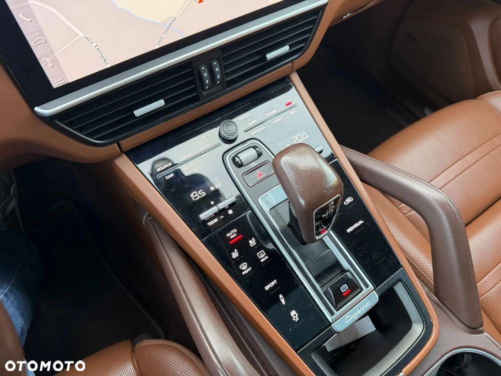 Porsche Cayenne Standard - 15