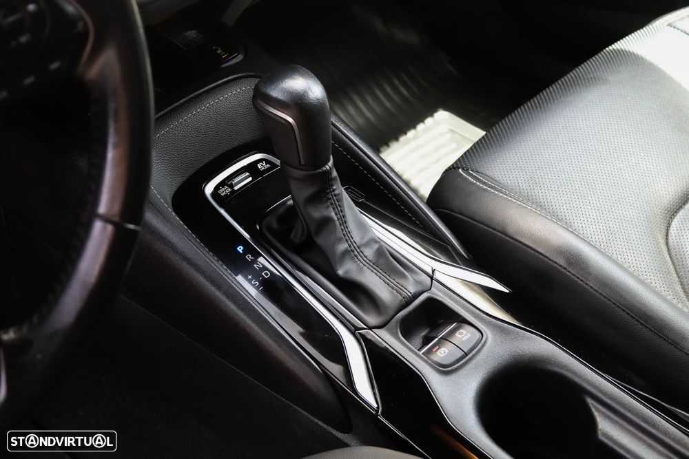 Toyota Corolla 2.0 Hybrid Comfort+P.Sport - 22