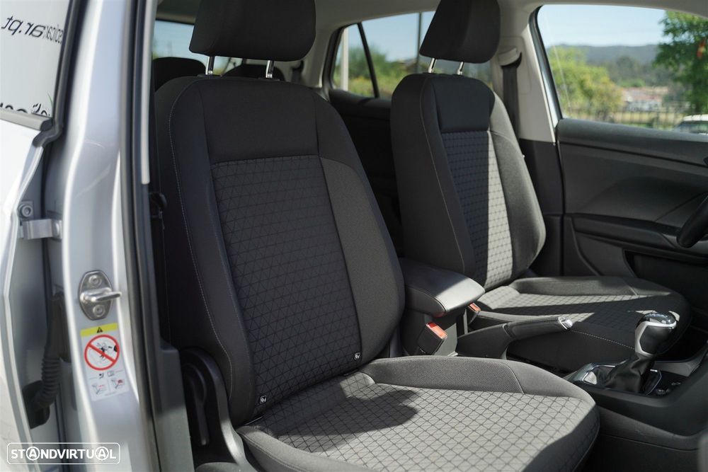 VW T-Cross 1.0 TSI BlackStyle DSG - 32