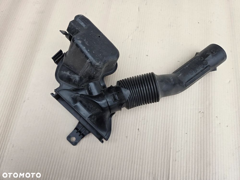 Rezonator dolot powietrza rura Peugeot 208 II 1.5 BLUEHDI    9824251780 - 3