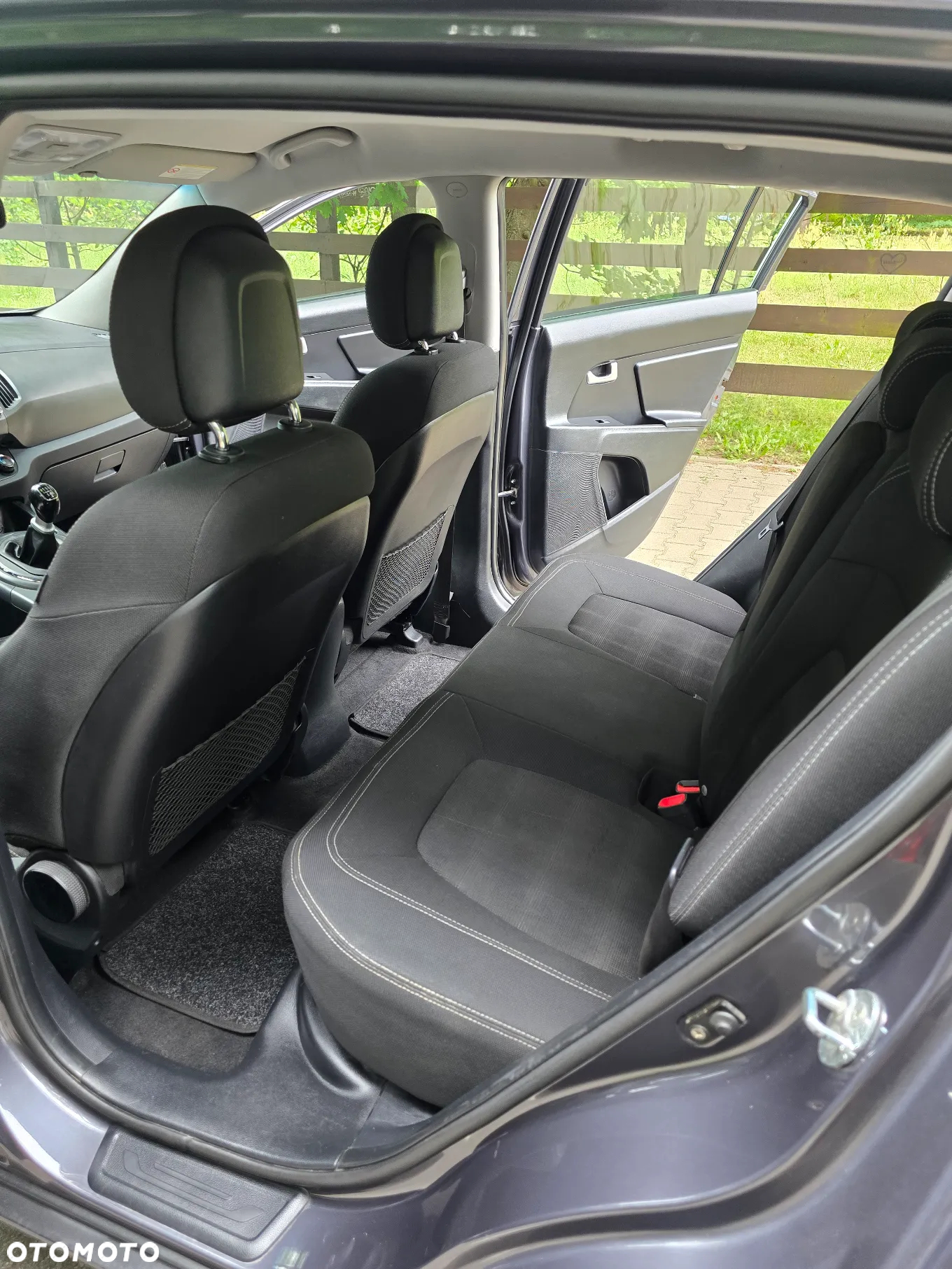 Kia Sportage 1.7 CRDI 2WD Attract - 23