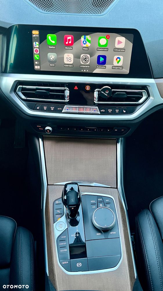 BMW Seria 3 330i Sport Line - 13