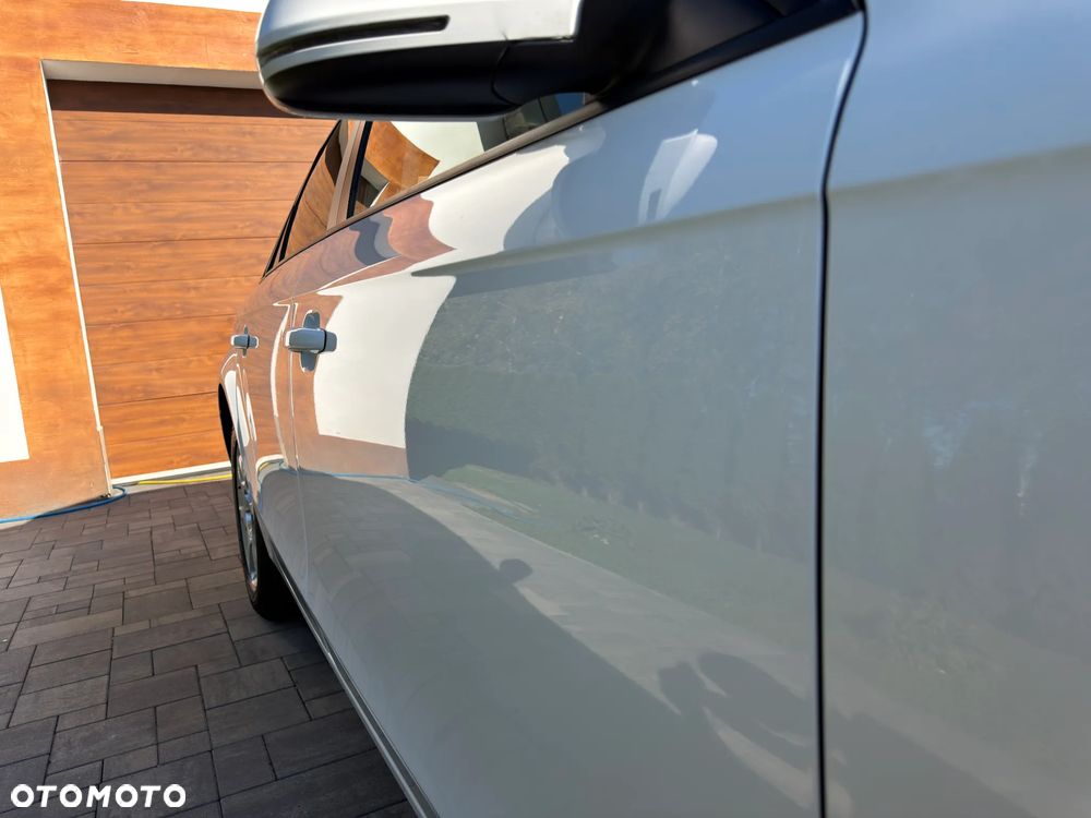 Audi A4 Limousine - 29