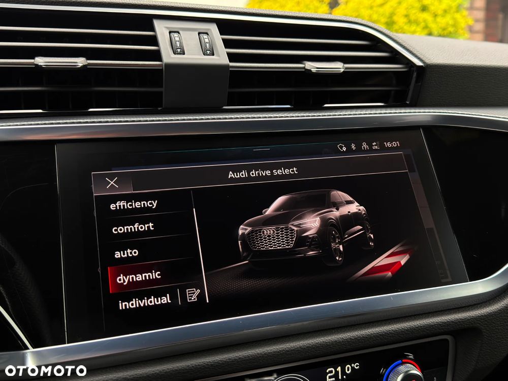 Audi Q3 35 TDI Quattro S tronic S line - 24