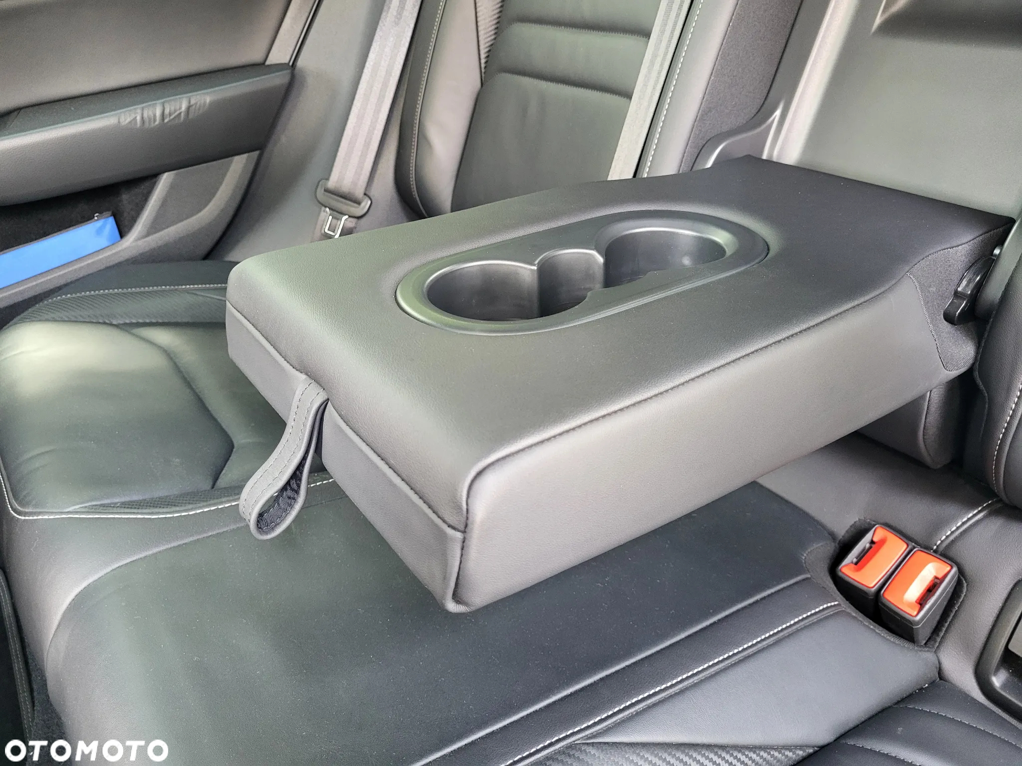 Volkswagen Arteon 2.0 TDI Bi-Turbo SCR 4Mot R-Line Edition DSG - 26