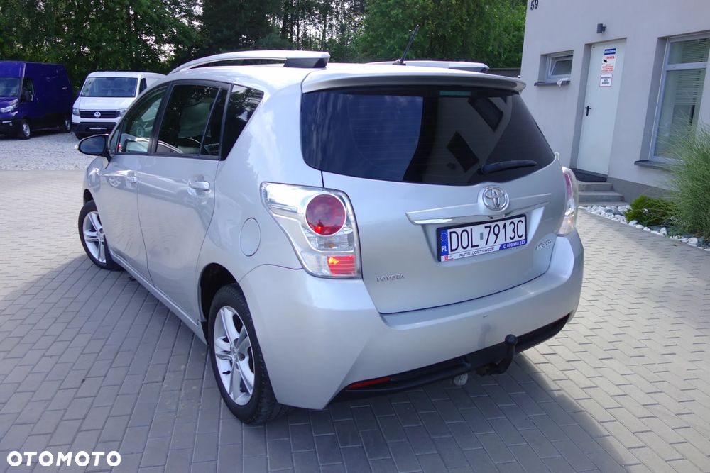 Toyota Verso 2.0 D-4D 7-Sitzer Life - 25