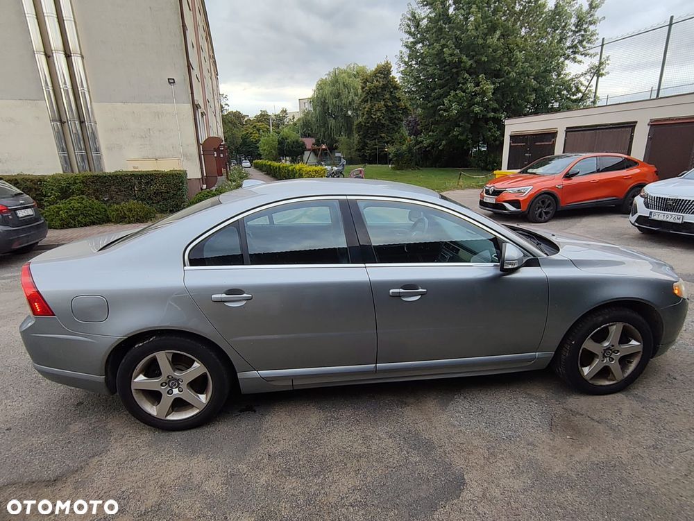 Volvo S80 3.2 Momentum - 1