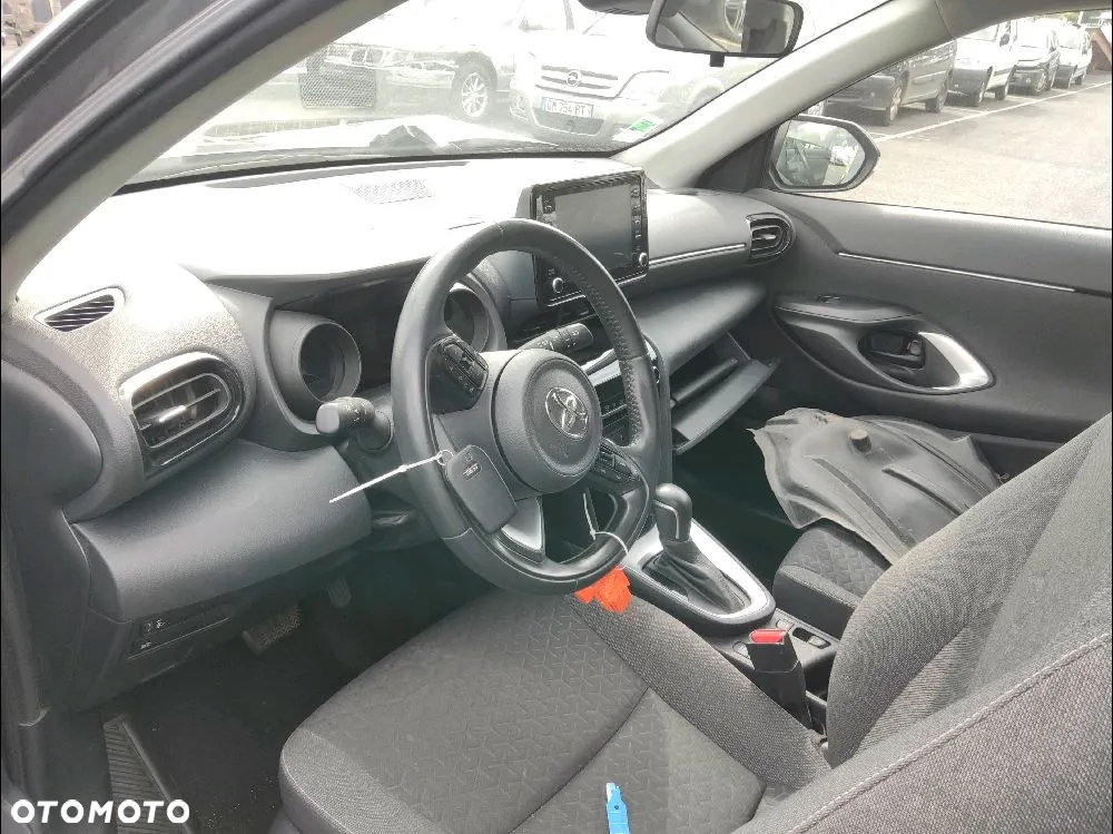 Toyota Yaris Cross Hybrid 1.5 Comfort - 3