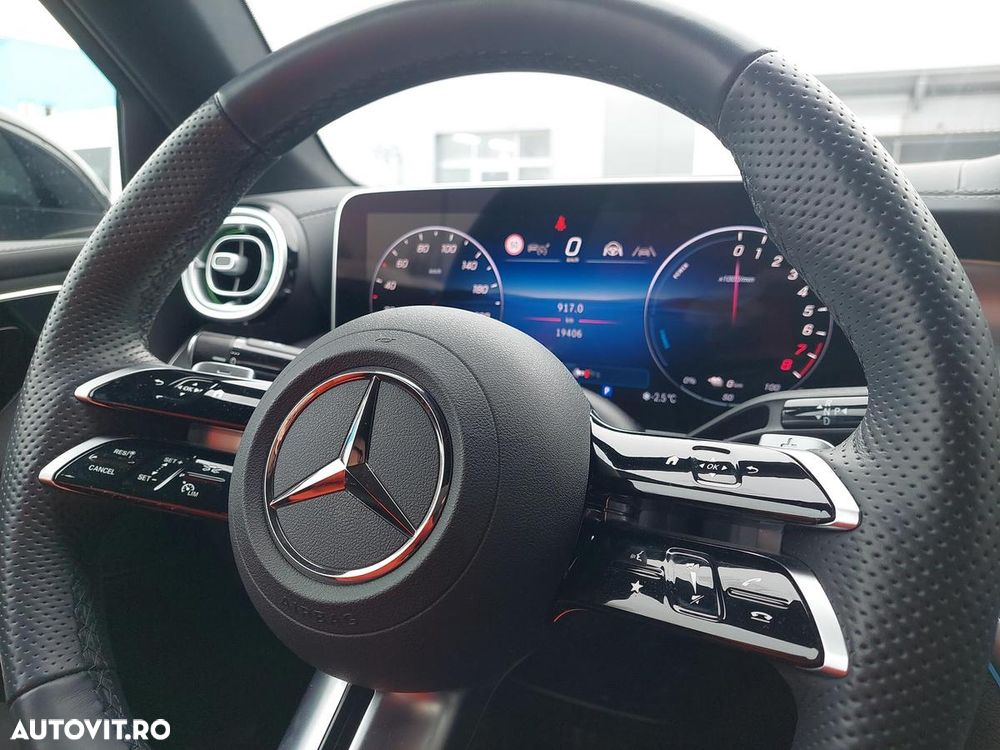 Mercedes-Benz GLC Coupe 300 e 4Matic 9G-TRONIC AMG Line Advanced - 18