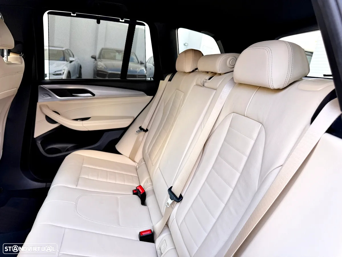 BMW X3 30 e xDrive Pack M - 38