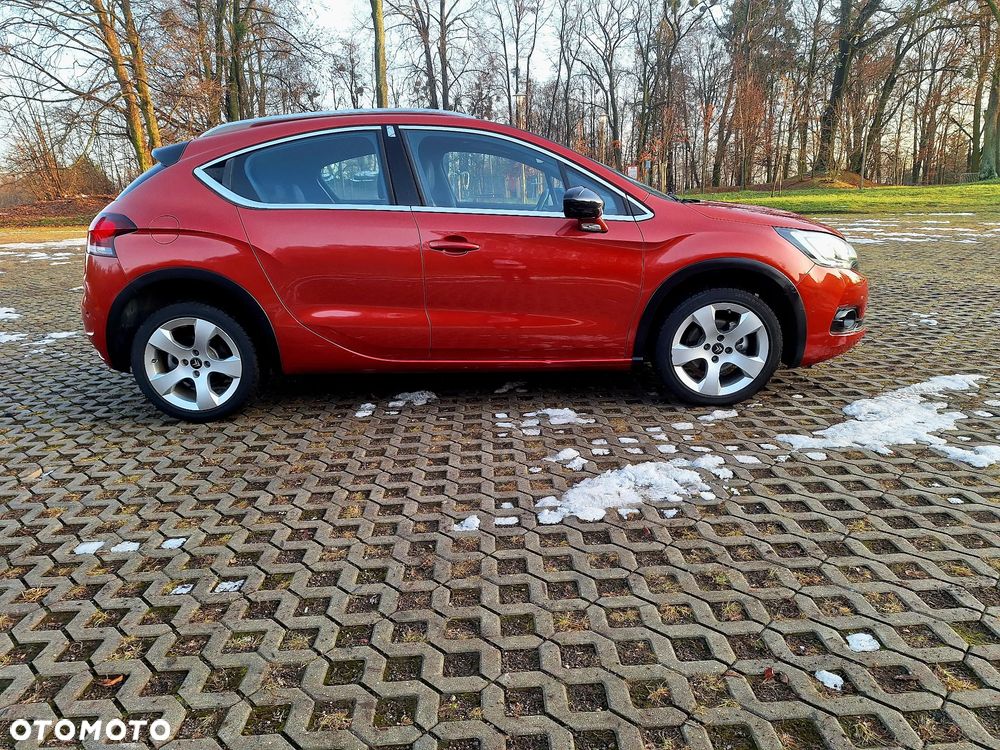 Citroën DS4 1.6 e-HDi SoChic MCP - 8