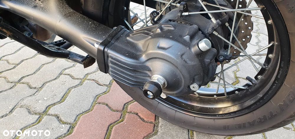 Yamaha Super Tenere - 10