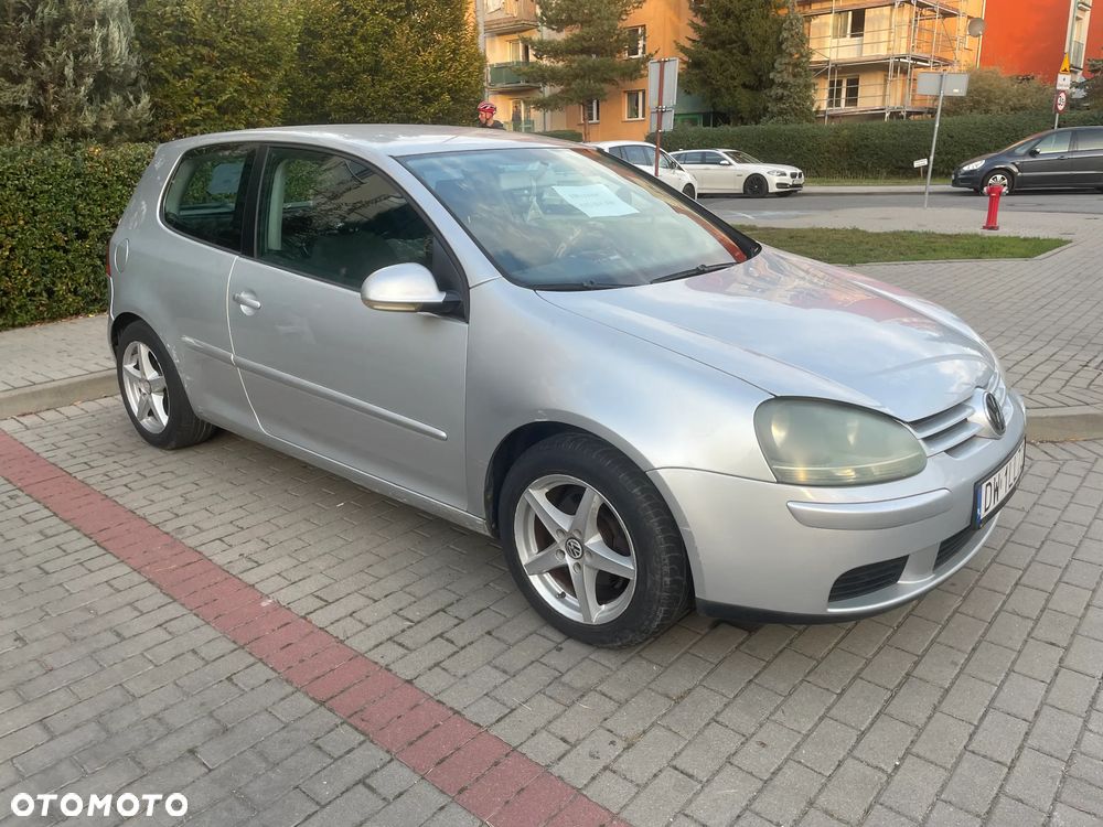 Volkswagen Golf - 4