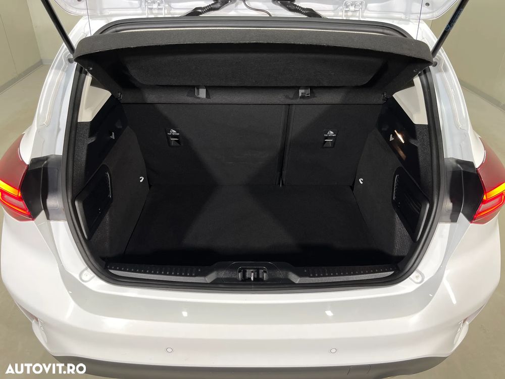 Ford Focus 1.0 EcoBoost MHEV Titanium - 13