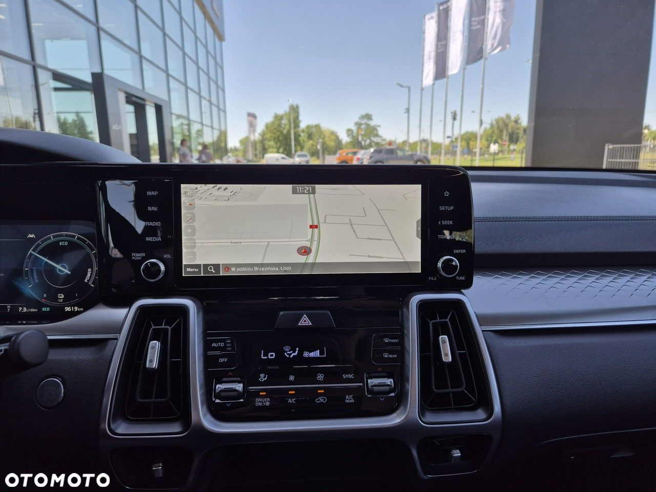 Kia Sorento - 30